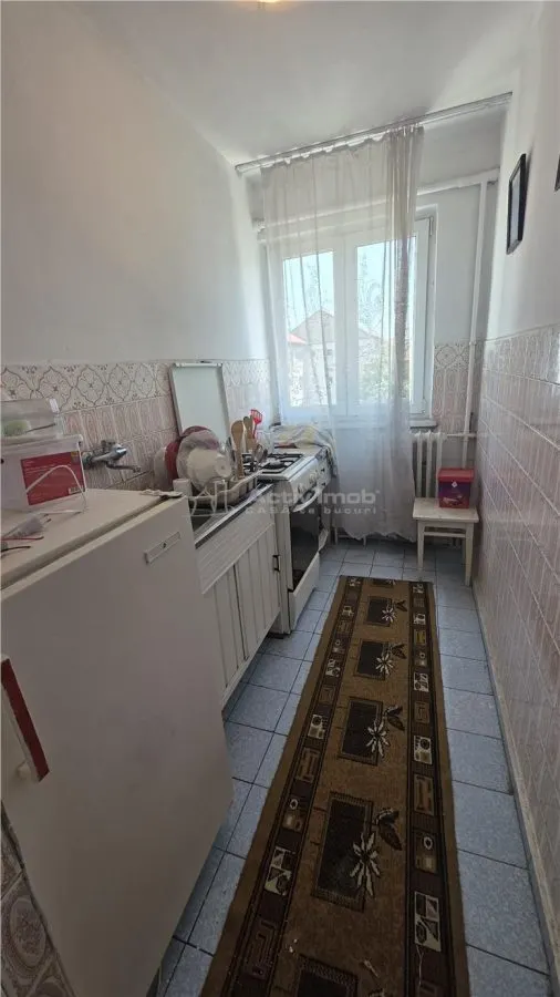 Apartament 2 semidecomandat, etaj 4 - Craiovita - Nitela - foto 1