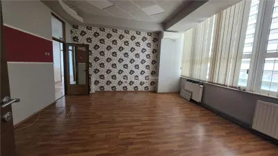 Cladire comerciala - birouri, P+3, stradal, teren 3511 mp - Calea Bucuresti - foto 4