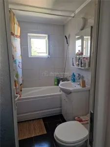 Apartament 2 camere de vanzare in micro 6 strada Basarabiei - foto 7