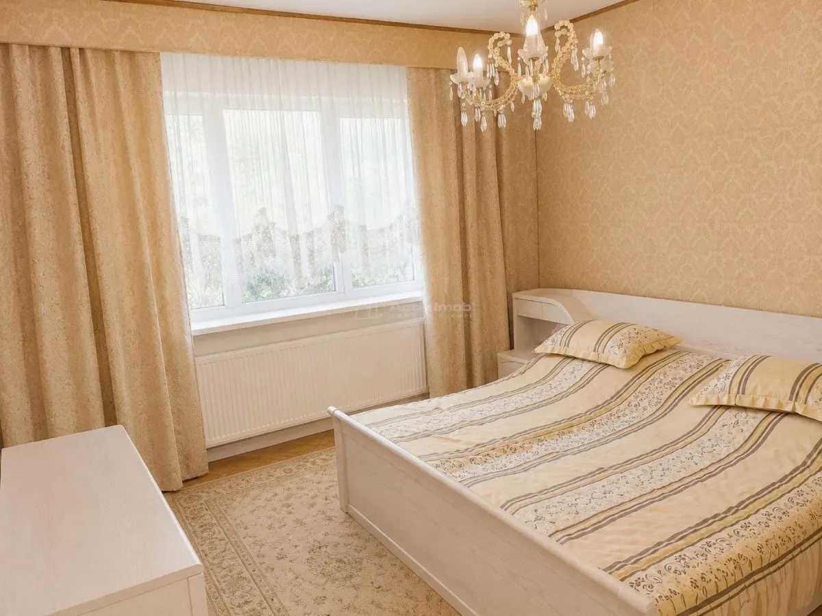 Baia Mare Vanzare I Casa solida pentru doua familii cu teren generos - foto 10