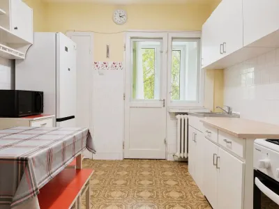 Apartament 4 Camere Etaj 1 cu garaj  si boxa Baia Mare Central - Baia Mare