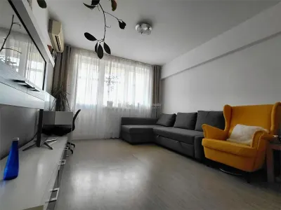 2 camere - decomandat - Str Trestiana - Tineretului - 3 min de Metrou si Parc - foto 2