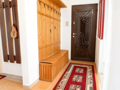 Apartament 3 Camere 2 bai etaj 4 Baia Mare Central - foto 3