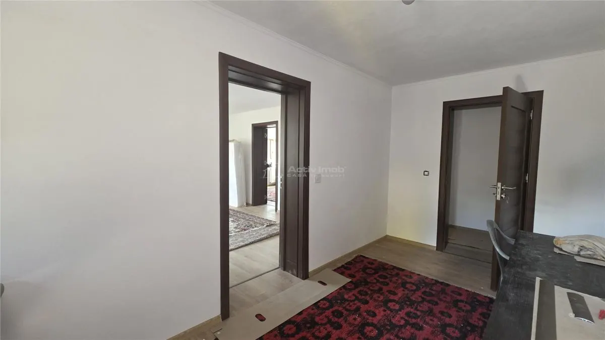 Casa P+M, teren 341 mp, pretabila - clinica, birouri, locuinta - Medicina - foto 4
