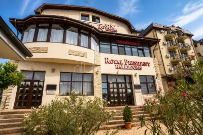 De vanzare –  Cladire comerciala - Pensiune – Restaurant – Ballroom – Rahova – Alexandriei – Leroy Merlin – 1550000E – Afacere la cheie – Comision 0 ! - Bucuresti