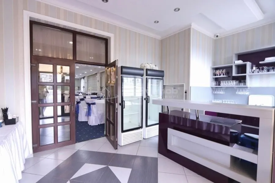 De vanzare –  Cladire comerciala - Pensiune – Restaurant – Ballroom – Rahova – Alexandriei – Leroy Merlin – 1550000E – Afacere la cheie – Comision 0 ! - foto 5