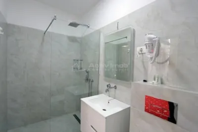 De vanzare –  Cladire comerciala - Pensiune – Restaurant – Ballroom – Rahova – Alexandriei – Leroy Merlin – 1550000E – Afacere la cheie – Comision 0 ! - foto 9