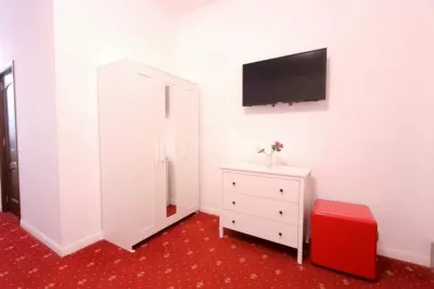 De vanzare –  Cladire comerciala - Pensiune – Restaurant – Ballroom – Rahova – Alexandriei – Leroy Merlin – 1550000E – Afacere la cheie – Comision 0 ! - foto 10