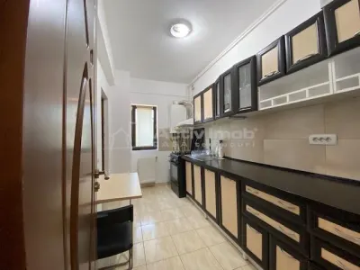 3 camere Sisesti spatios renovat - foto 16