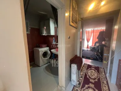 Lugoj, Parter De Vilă, Curte Proprie, 4 Cam., Pretabil  Afacere + Locuinta, Central - foto 11