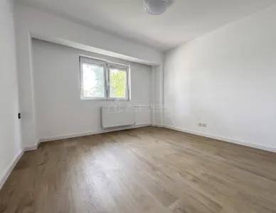 Apartament Decomandat - Renovat - Iosia-Calea Aradului - foto 14