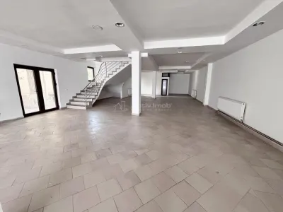 Spatiu comercial ultracentral - 250-750 mp - Vitrina la Strada Primariei - Vizibilitate excelenta - foto 4