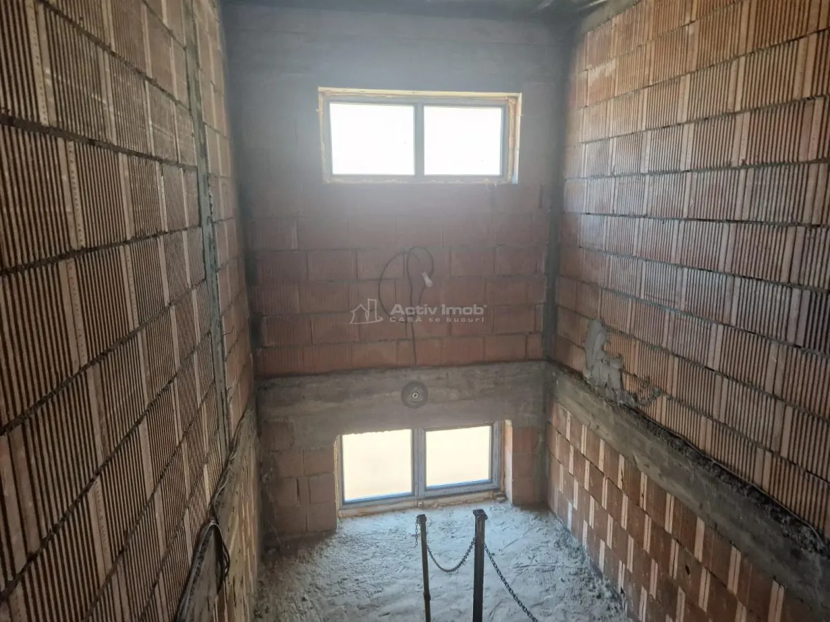 casa -duplex, cabana, Horezu, Varful lui Roman, se vinde si partial - foto 12