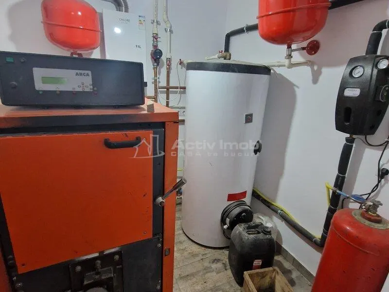 casa -duplex, cabana, Horezu, Varful lui Roman, se vinde si partial - foto 13