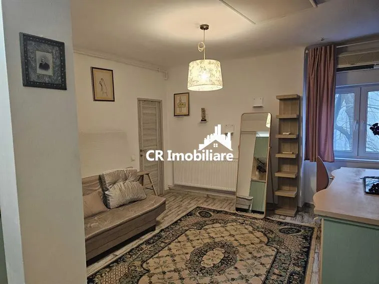 Garsoniera, Piata Romana - foto 2