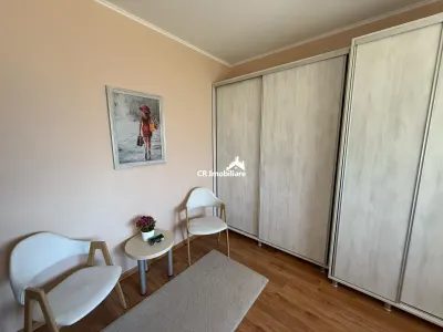 Vila de vanzare  plus  teren 1000 Trapezului - foto 4