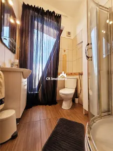Vila de vanzare 5 camere Sisesti - foto 4