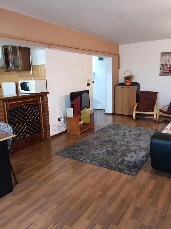 1 camera, 45 mp, Mobilat si Utilat, bloc cu lift, Garii - foto 1