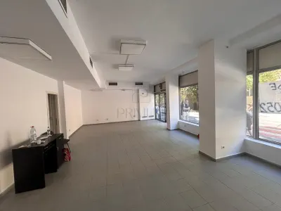 Spatiu comercial - zona excelenta - centrala proprie - aer conditionat - trifazic - foto 3