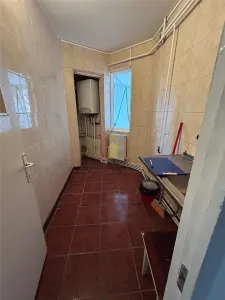 VEZI VIDEO! 2 camere 48 mp Decomandat, parter cu balcon 11 m, Viziru 1 - foto 6