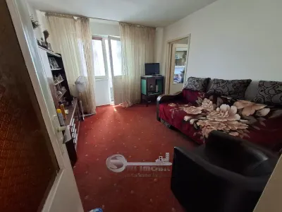 Apartament 2 camere, Podu Ros - Emil Racovita, etaj intermediar, bloc fara risc - Iasi
