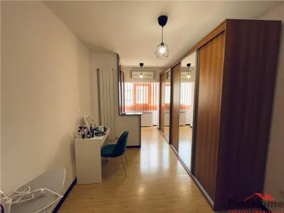 Apartament 4 camere,mobilat si utilat,etaj 3, zona Pompieri - foto 6