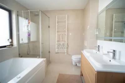 Casa Premium zona Spitalului Judetean - foto 4