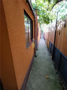 Piata Saraca-Casa 3 cam Caramida 100mp utili toate utilitatile teren 196 mp - Braila