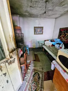 Casa batraneasca cu teren 295 mp, deschidere 8 m, Chercea - foto 11