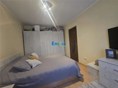 De vanzare apartament 2 camere complet mobilat, str.Cornisa, zona Scolii 10 - foto 7