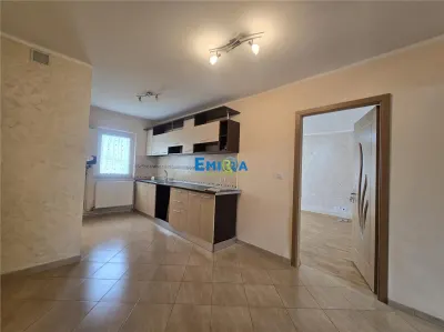 Apartament 3 Camere De Vanzare in Zona Excelenta Str. Aprodu Purice, Bacau - foto 4