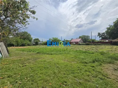 Proprietate de vanzare in Sat Izvoare, com. Bahna, judetul Neamt - foto 4