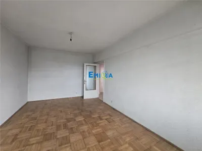 De vanzare Apartament 2 Camere Decomandate Ultracentral - foto 2