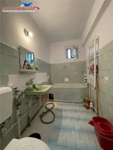 Apartament cu 2 camere de vanzare zona centrala Tulcea - foto 8