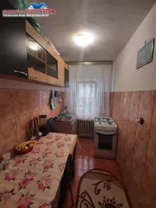 Apartament 3 camere de vanzare zona Vest Tulcea - foto 4
