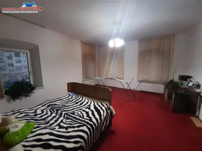 Cladire P+1 de vanzare in zona ultracentrala Tulcea - foto 15