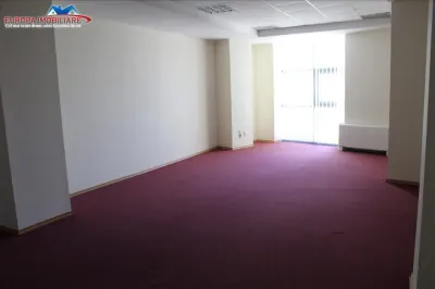 Spatiu de inchiriat ultracentral Tulcea - foto 4