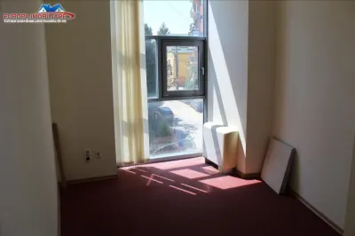 Spatiu de inchiriat ultracentral Tulcea - foto 6
