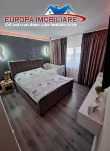Apartament 4 camere de vanzare zona E3 Tulcea - foto 2