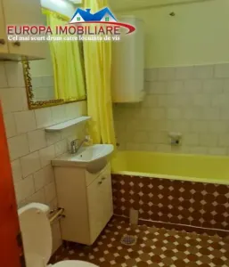 Apartament cu 2 camere de vanzare zona  Vest Tulcea - foto 4