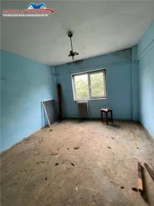 Apartament cu 2 camere de vanzare zona centrala Tulcea - foto 2