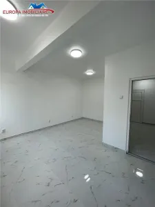 Birouri  de inchiriat   zona centrala Tulcea - foto 13