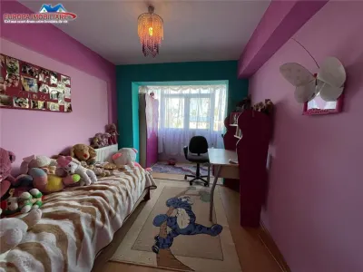 Apartament cu 4 camere de vanzare zona Vest -Tulcea - Tulcea