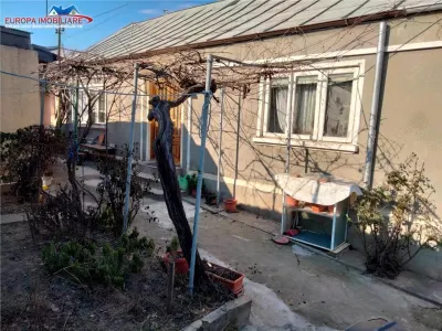 Casa de vanzare zona centrala Tulcea - Tulcea