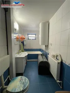 Apartament cu 2 camere de vanzare zona 23 August Tulcea - foto 6