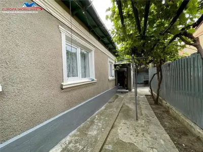 Casa de vanzare zona Alexandru cel Bun Tulcea - foto 3