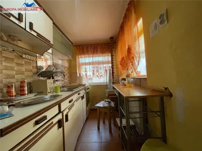 Casa de vanzare zona centrala-Tulcea - foto 5