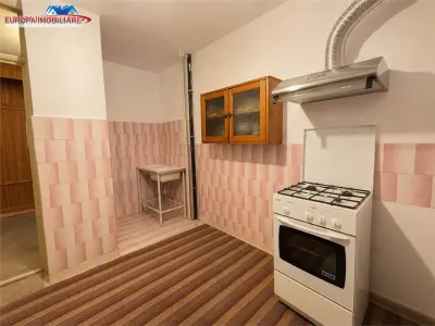 Apartament cu 2 camere de vanzare zona Vest- Tulcea - foto 4
