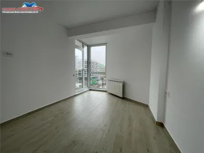 Apartament 3 camere - foto 20