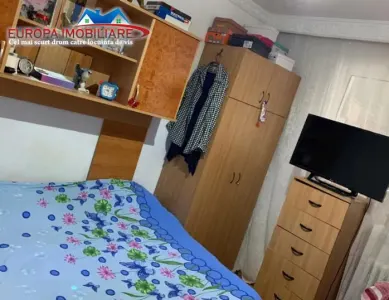 Apartament cu 2 camere de vanzare zona 23 August Tulcea - foto 2